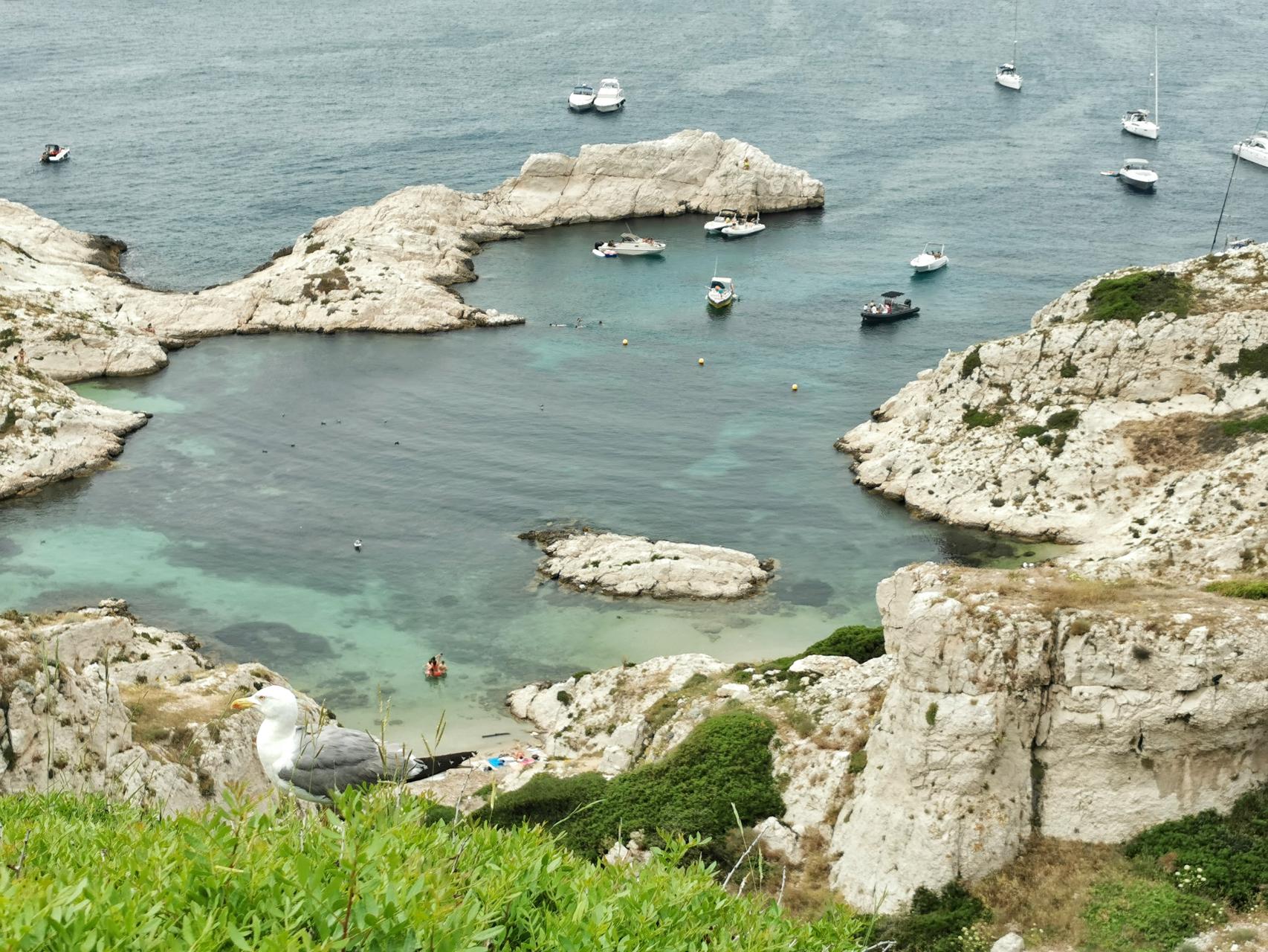 La calanque du Flancadou, tour des iles du Frioul en packraft ou kayak gonflable