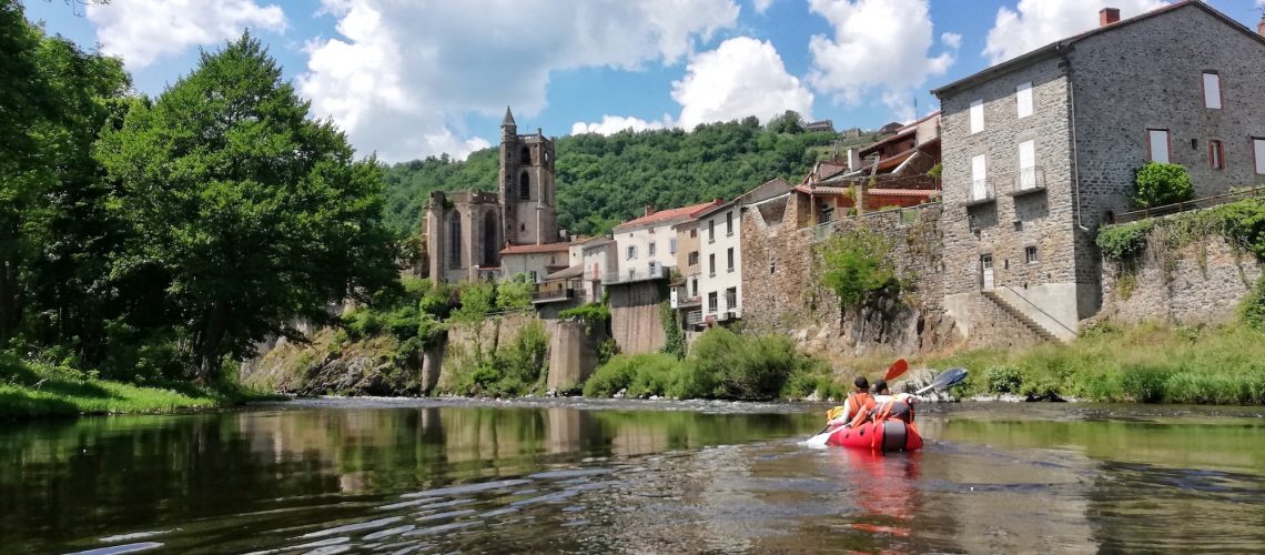 Packraft Mekong sur l'Allier à Lavoûte-Chilhac